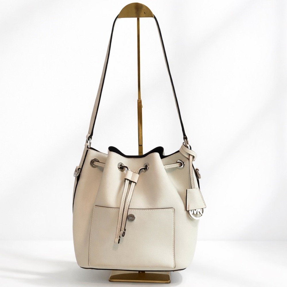 Michael Kors • Greenwich Medium Saffiano Leather Bucket Bag in White - Picture 4 of 17